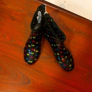 Rain boots